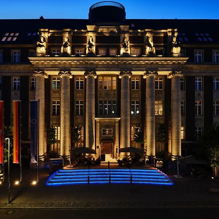 The Wellem, In The Unbound Collection By Hyatt Hotel ดุสเซลดอร์ฟ ภายนอก รูปภาพ The university library